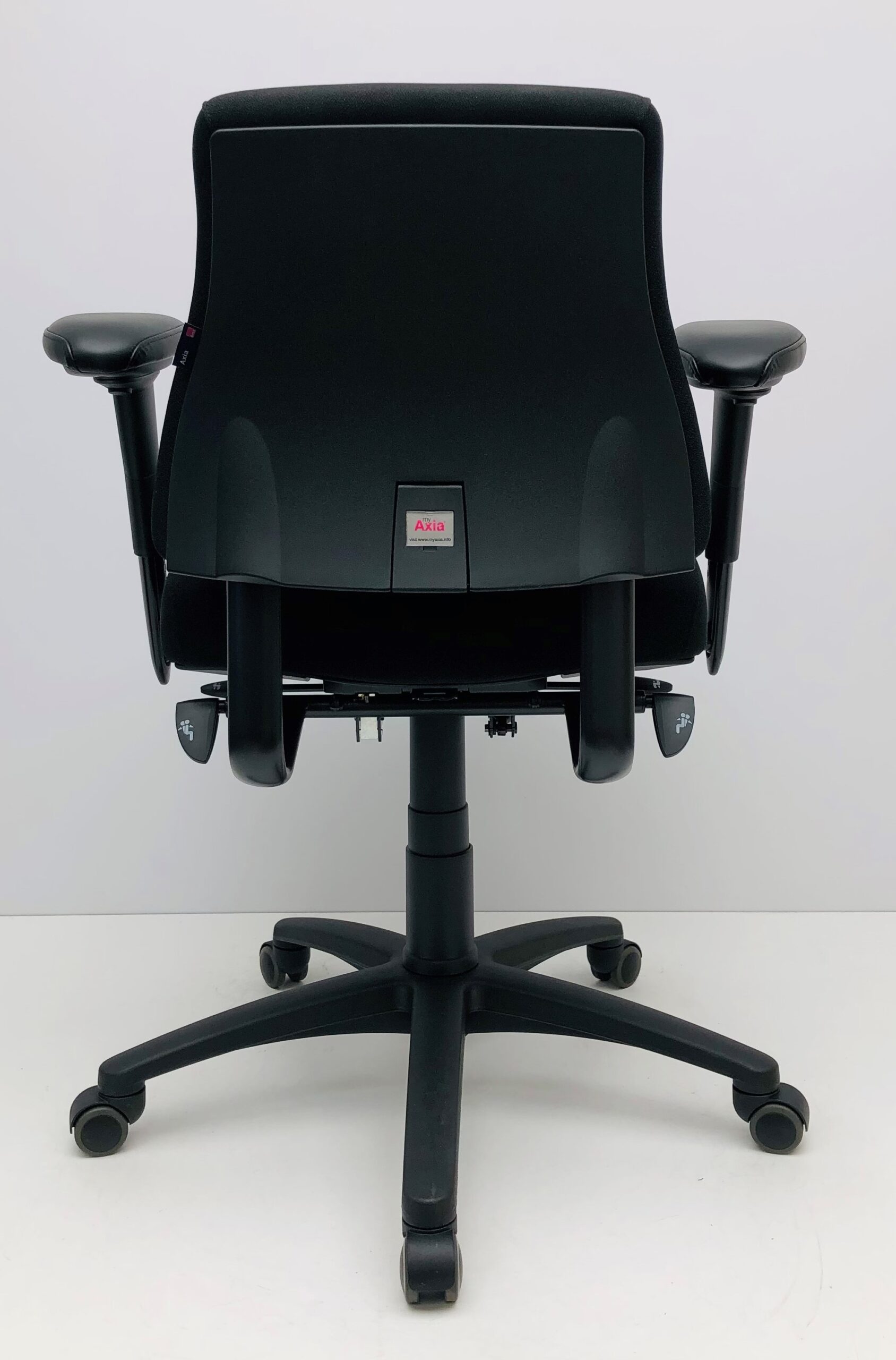 Bureaustoel BMA Axia Pro middelhoge rug zwart nieuwe stof