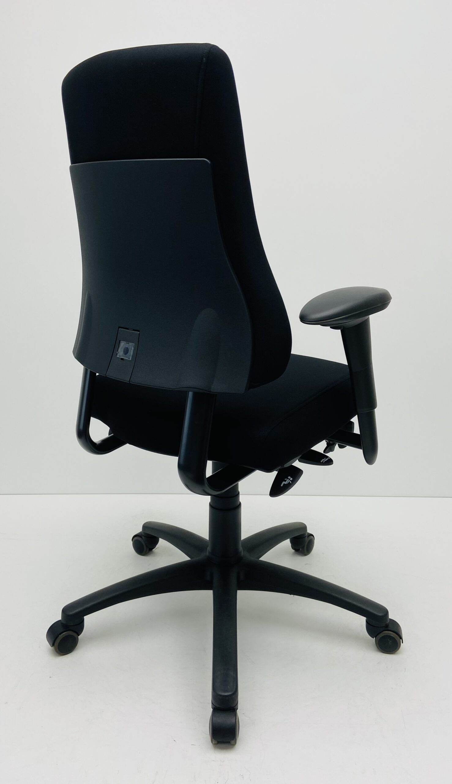 Bureaustoel BMA Axia Pro extra hoge rug zwart nieuwe stof