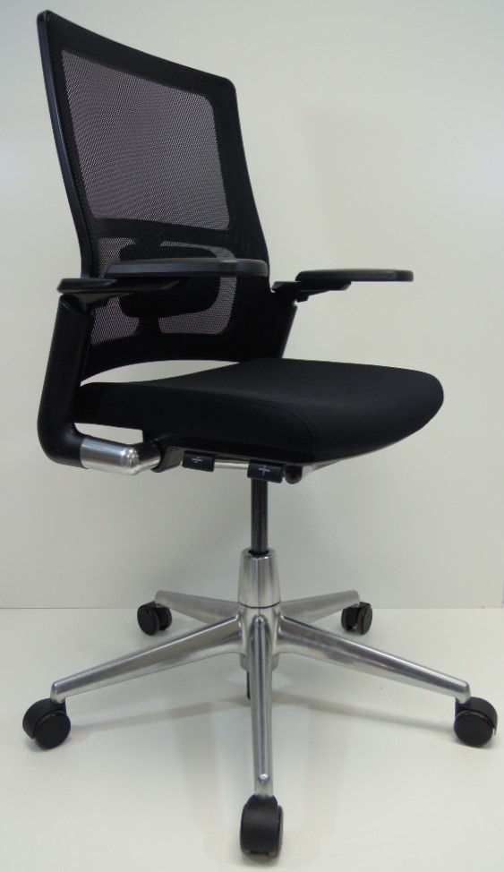 Bureaustoel Ahrend 2020 zwart nieuwe stof