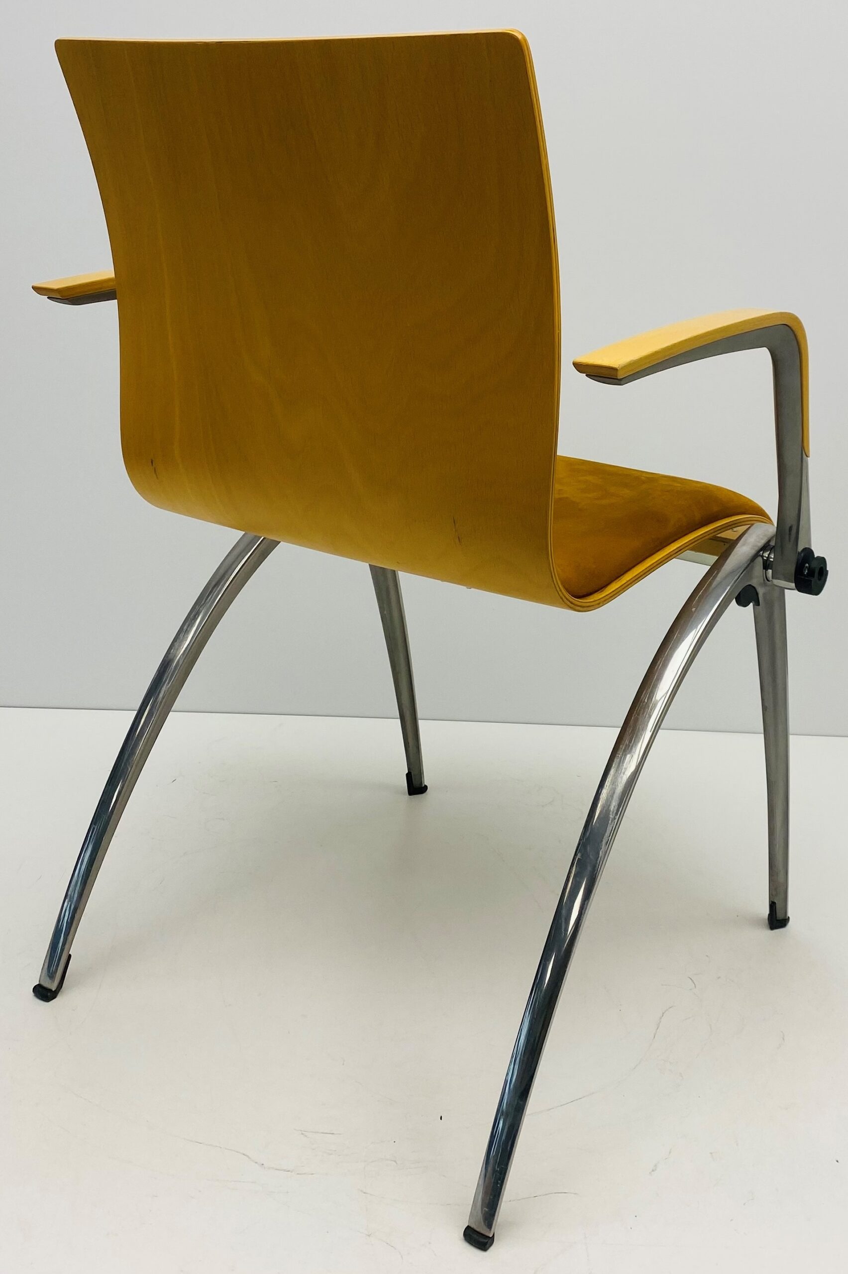 Vergaderstoel Artifort Zeno beige