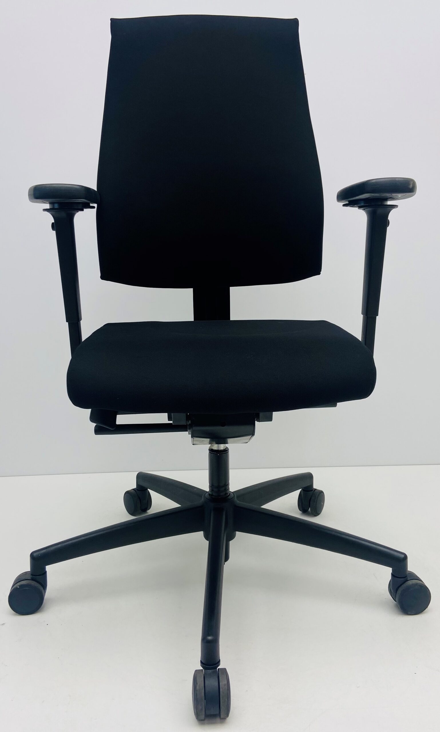 Bureaustoel Interstuhl Goal zwart nieuwe stof