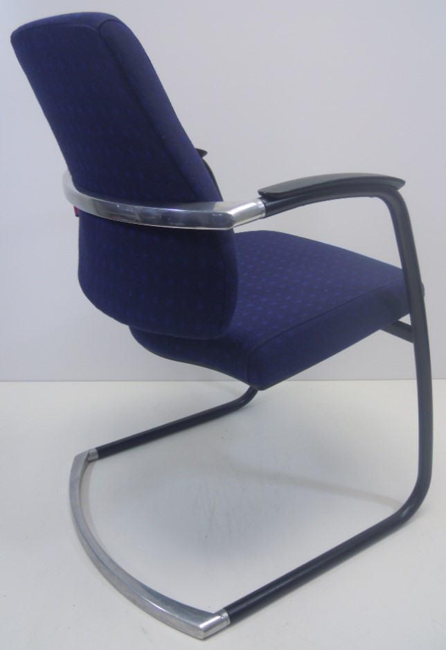 Vergaderstoel bijzetstoel BMA Axia Visit zwart