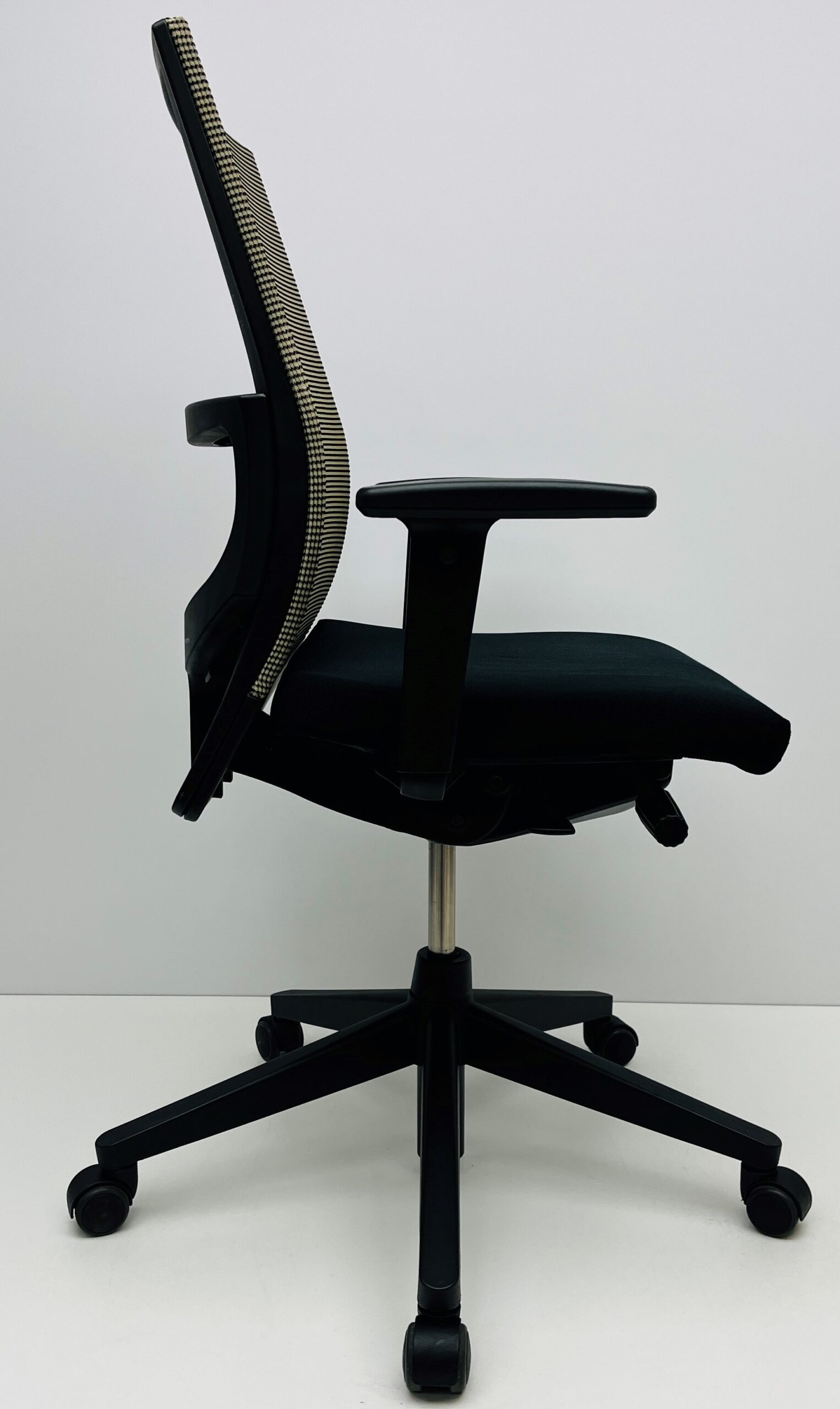 Bureaustoel Comforto 39 Beige