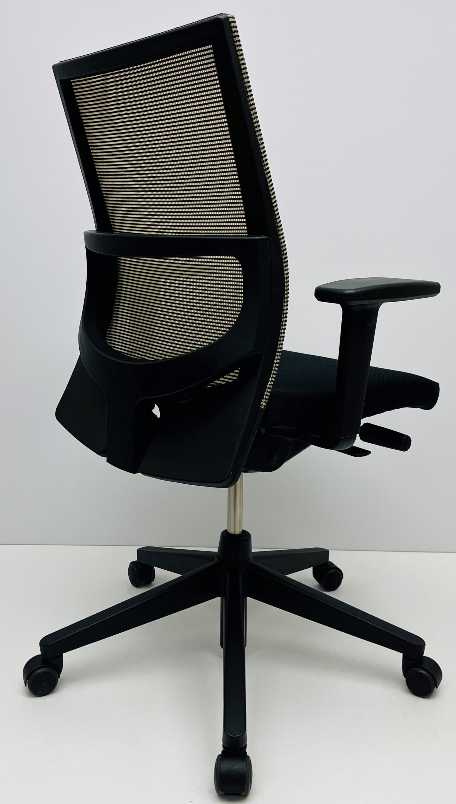 Bureaustoel Comforto 39 Beige