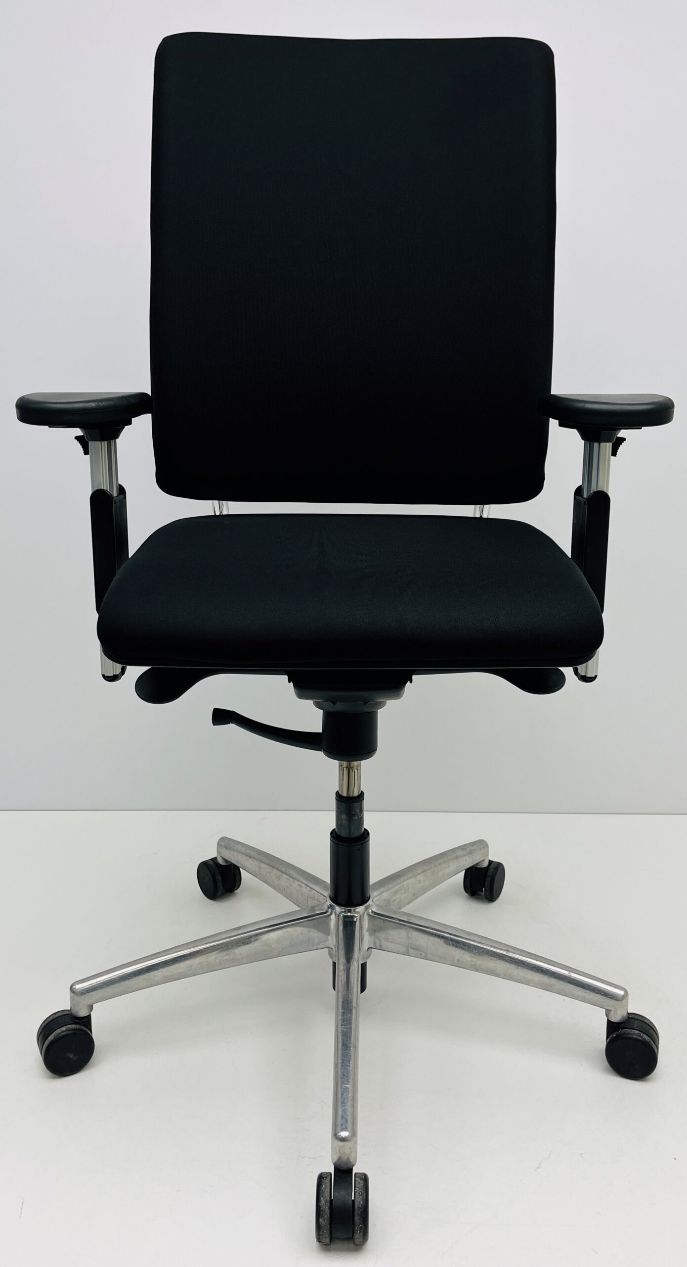 Bureaustoel Dauphin Extender zwart nieuwe stof