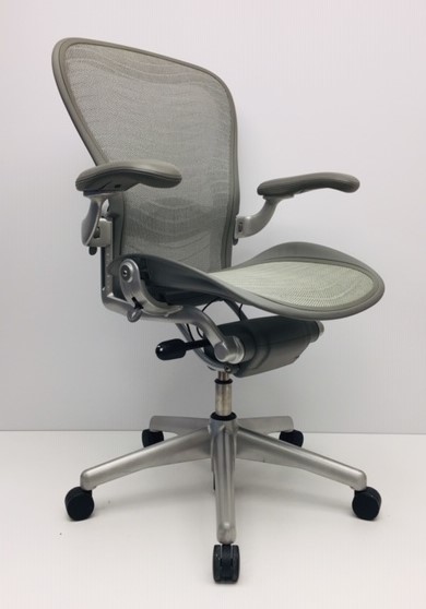Bureaustoel Herman Miller Aeron C grijs