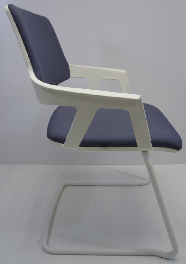 Vergaderstoel bijzetstoel Interstuhl Movy 56M0 grijs