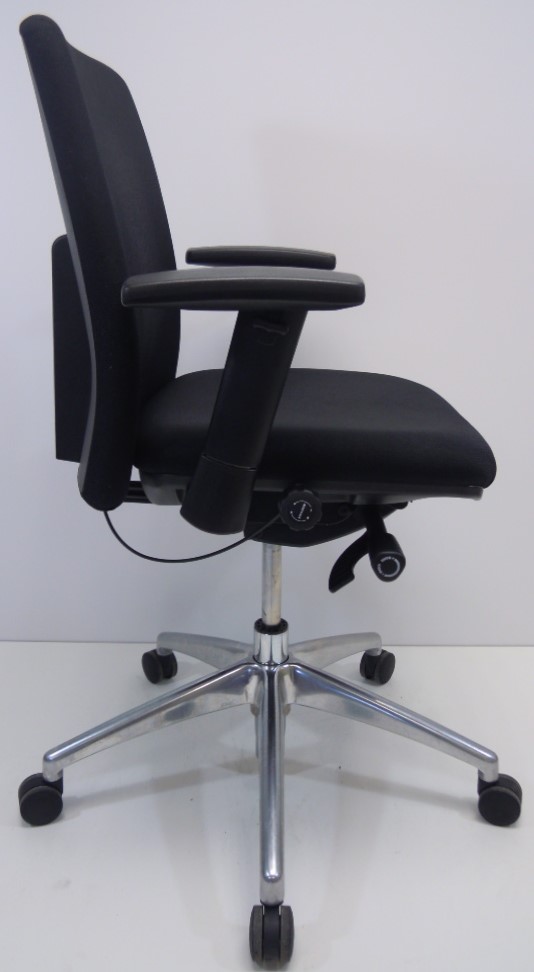 Jetchair 14 zwart nieuwe stof chromen voetkruis
