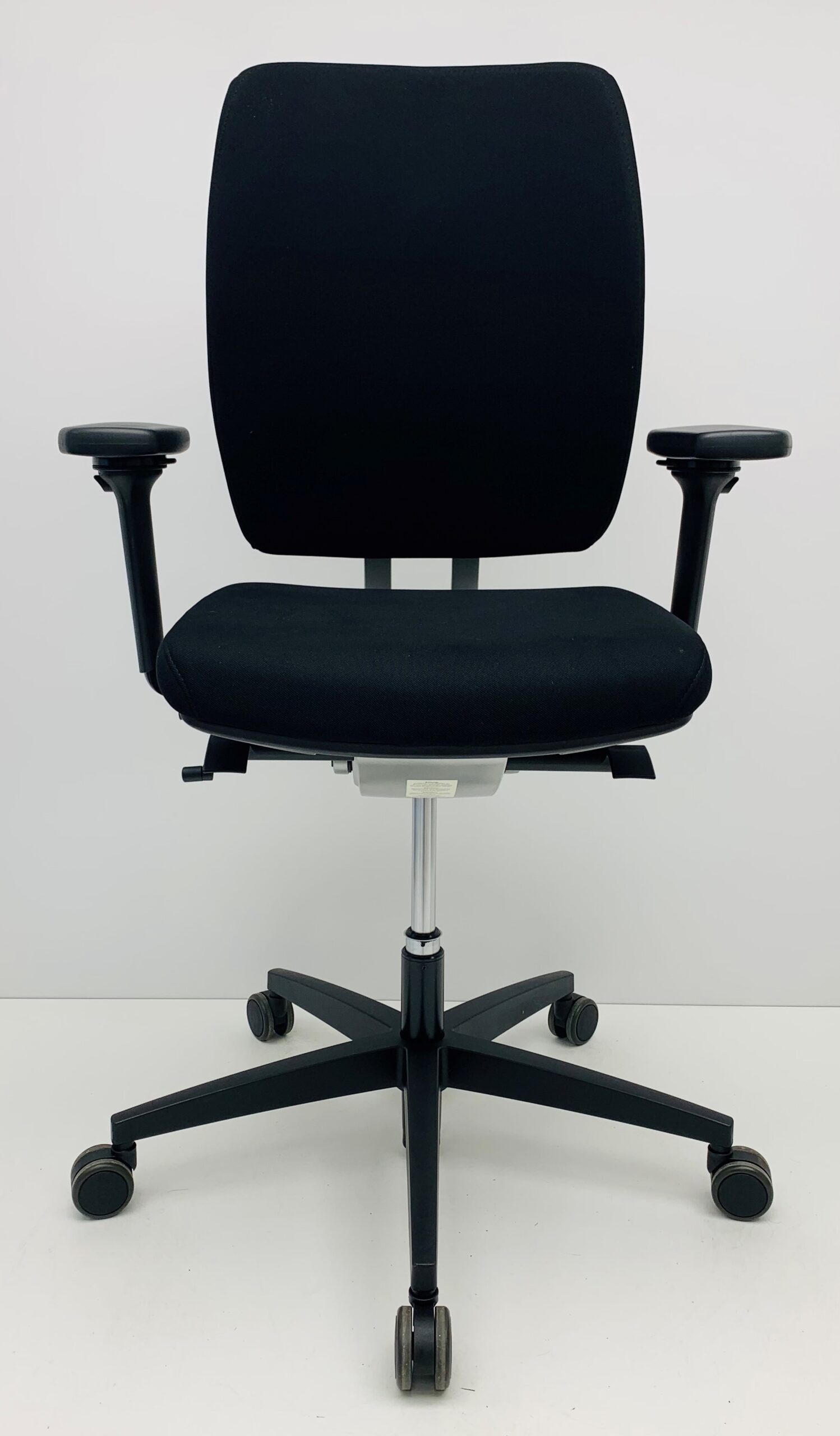 Bureaustoel Kembo M9 zwart nieuwe stof