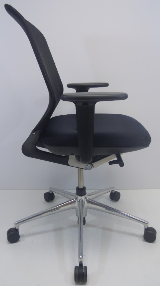 Bureaustoel Vitra MedaPal zwart