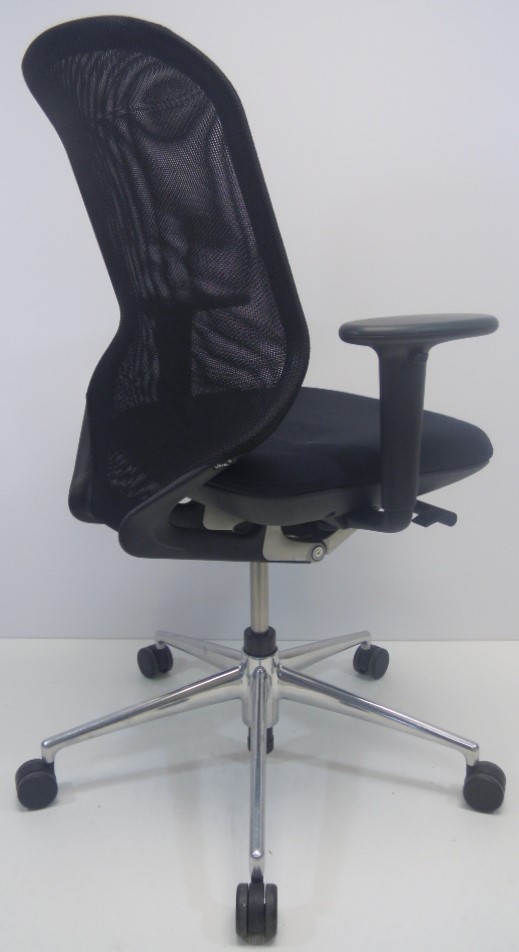 Bureaustoel Vitra MedaPal zwart