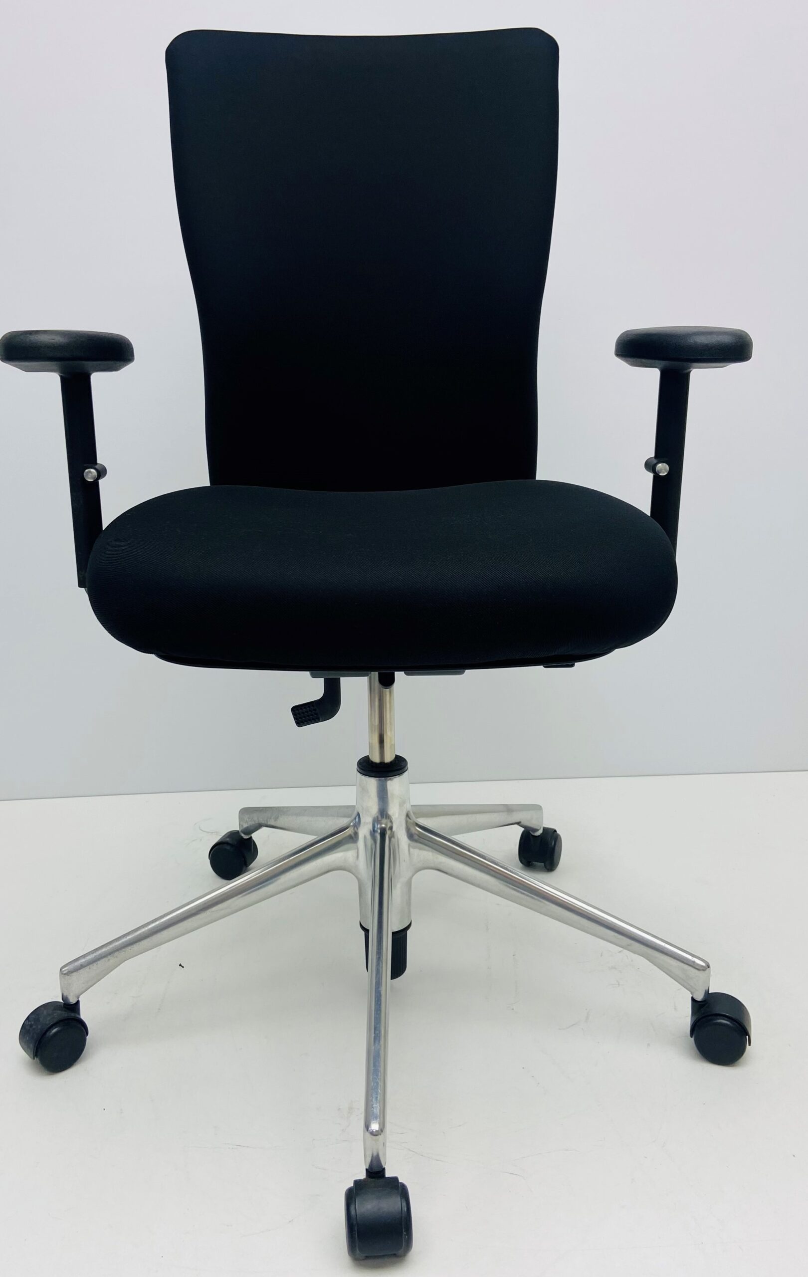 Bureaustoel Vitra Oson C zwart nieuwe stof