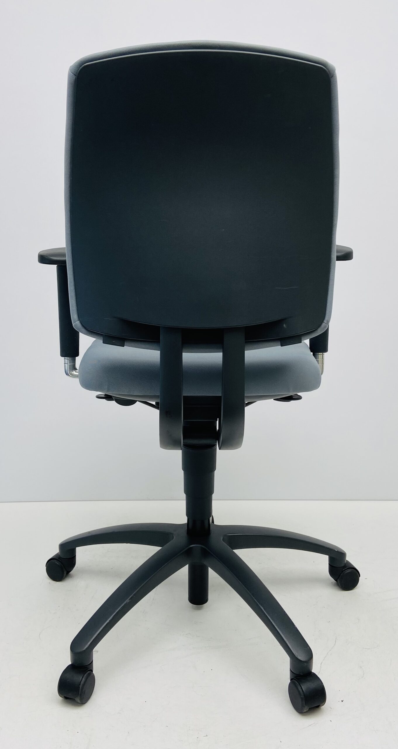 Bureaustoel Drabert Entrada licht grijs nieuwe stof