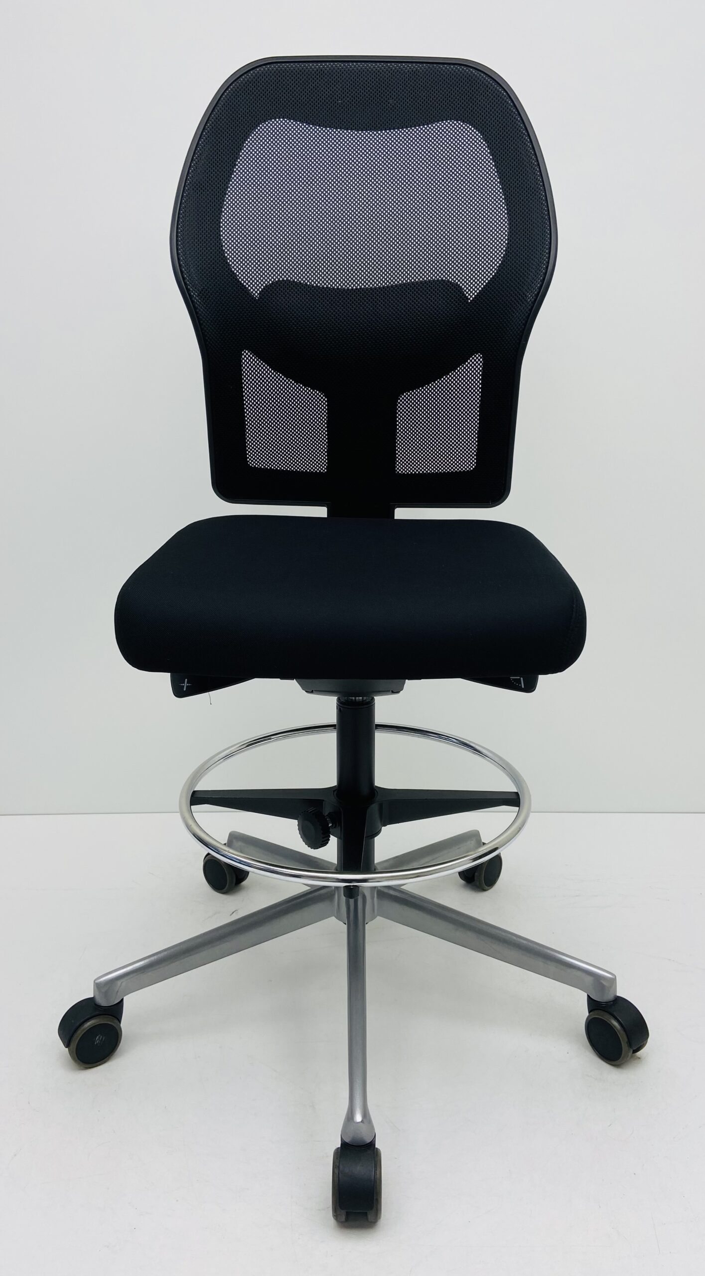 Kassastoel Ahrend 160 zwart