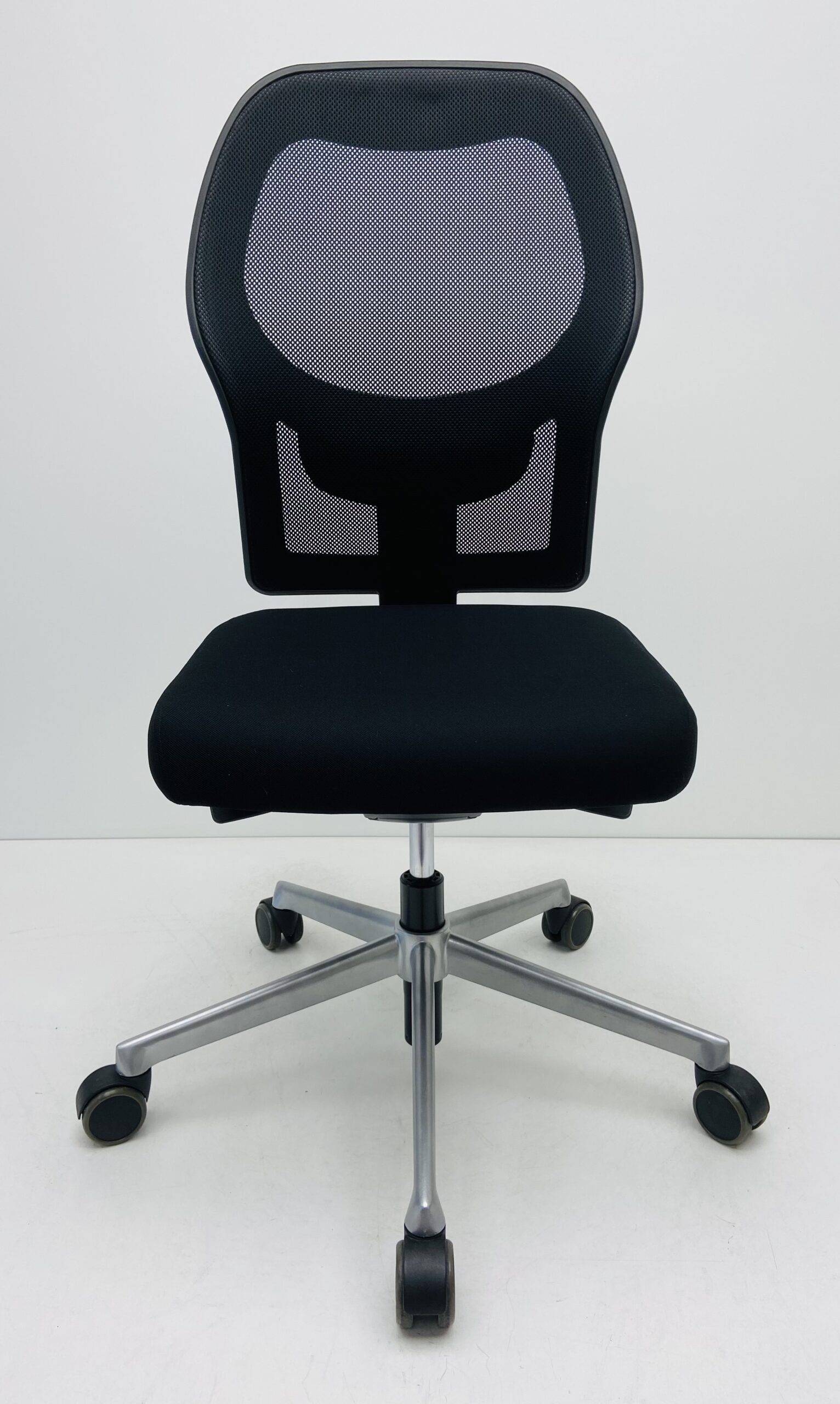 Bureaustoel Ahrend 160 net rug nieuwe stof