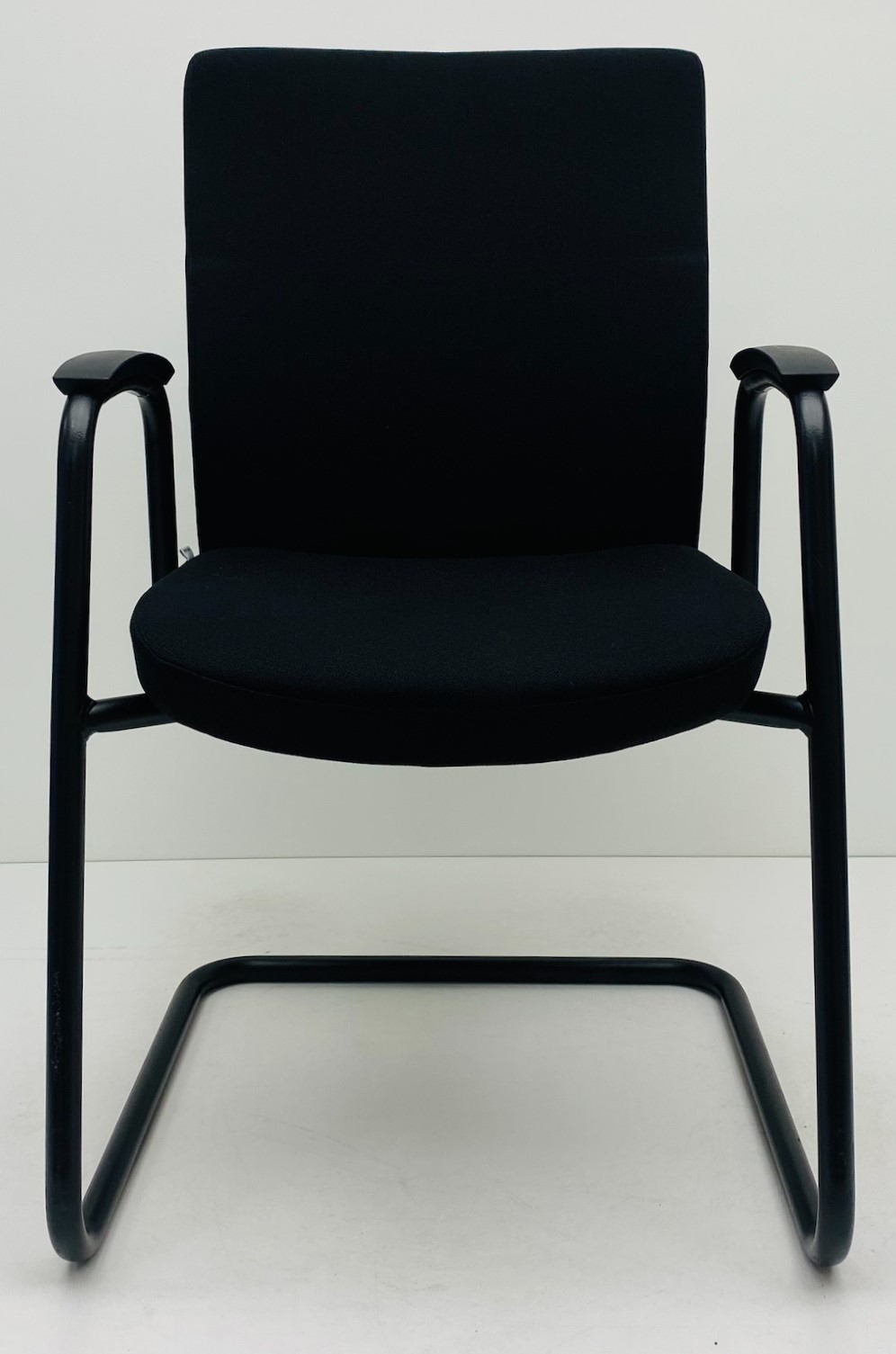 Vergaderstoel Interstuhl zwart